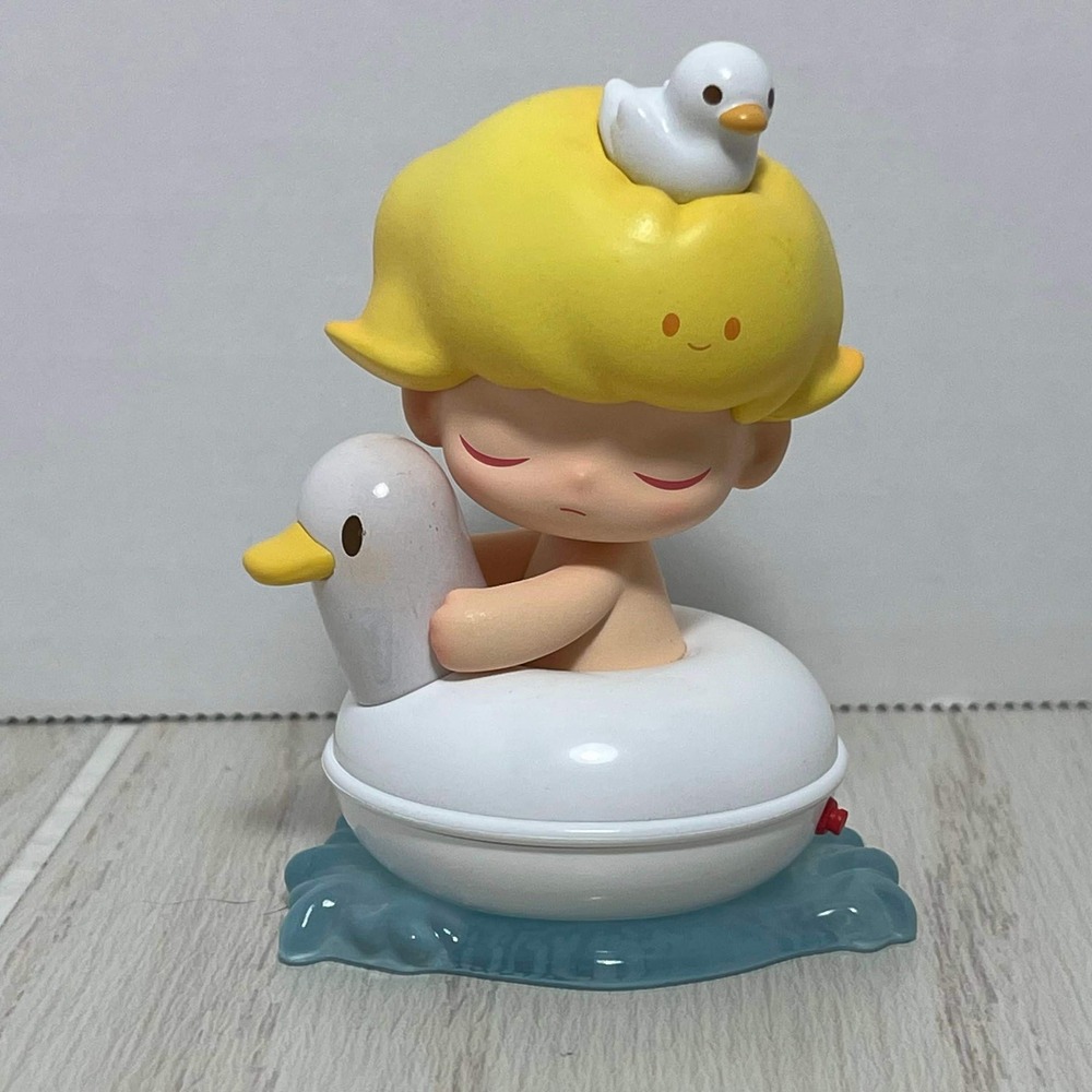 Pop Mart Dimoo World Pets Vacation Series Duck Captain Figure Pool Float Goose